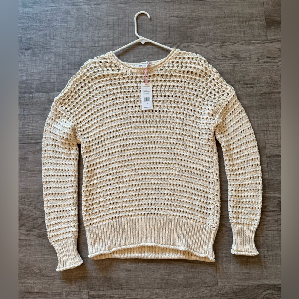 NWT Vineyard Vines Cream Hole Beach Martha’s Vineyard Inspired Sweater Size S